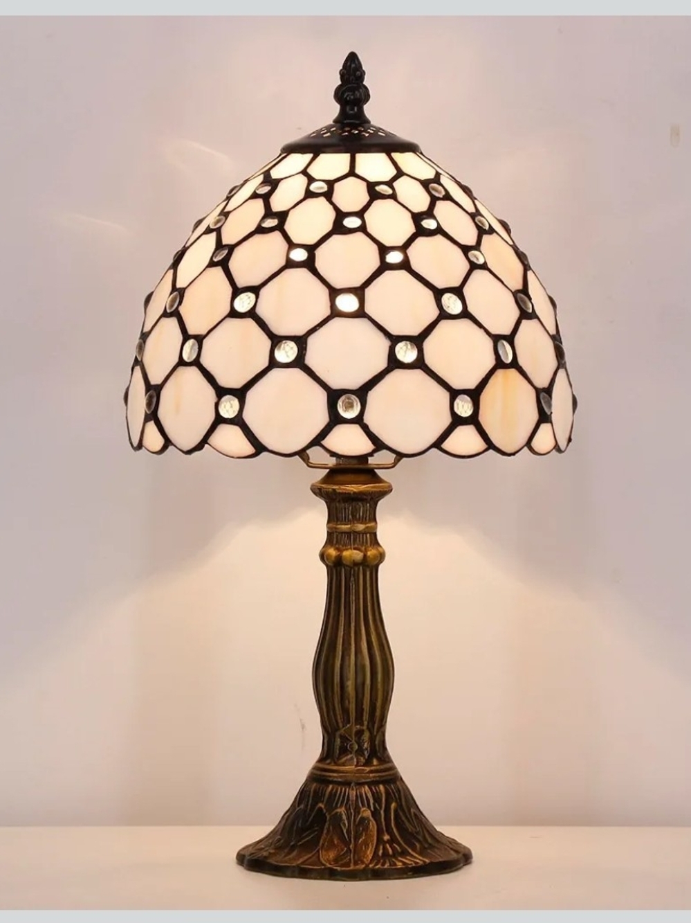 Vintage Tiffany Style Stained Glass Desk Lamp Pearl Bead Nightstand Light - Picture 8 of 9